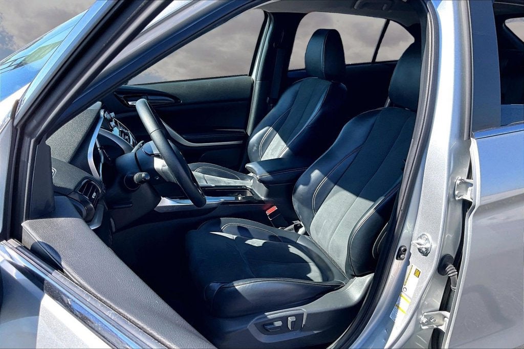 2025 Mitsubishi Eclipse Cross SE