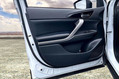 2023 Mitsubishi Eclipse Cross SE