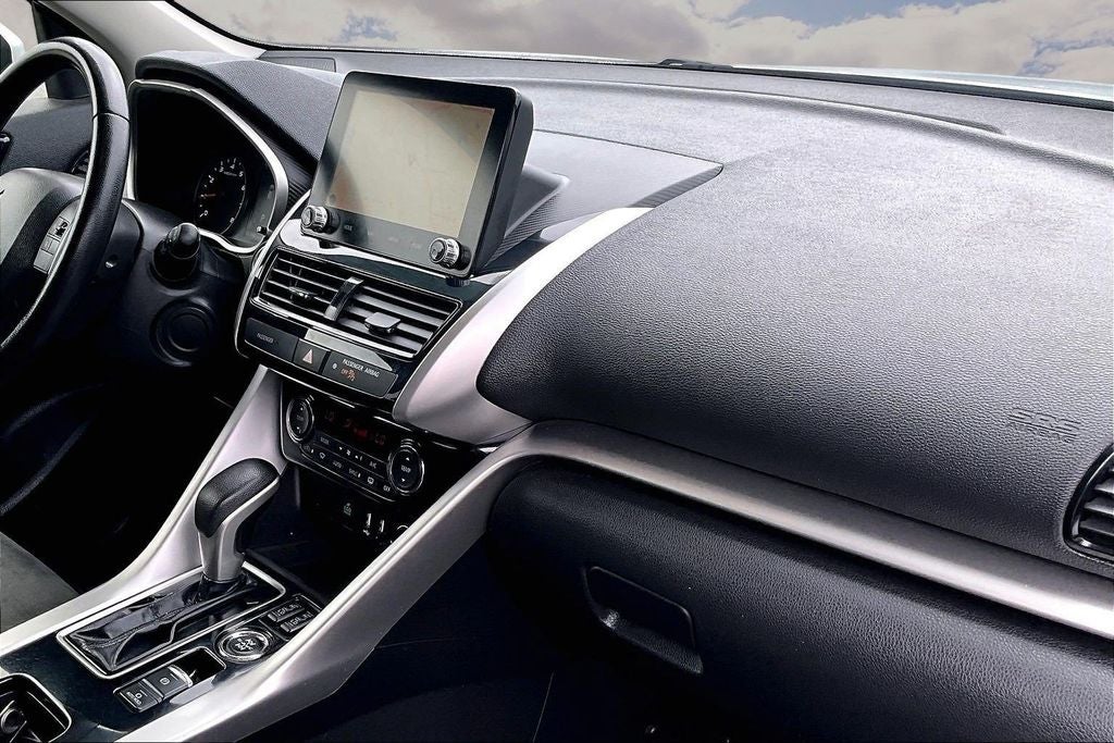 2023 Mitsubishi Eclipse Cross SE