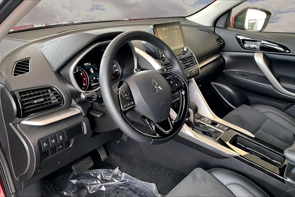 2026 Mitsubishi Eclipse Cross SE - Photo 6