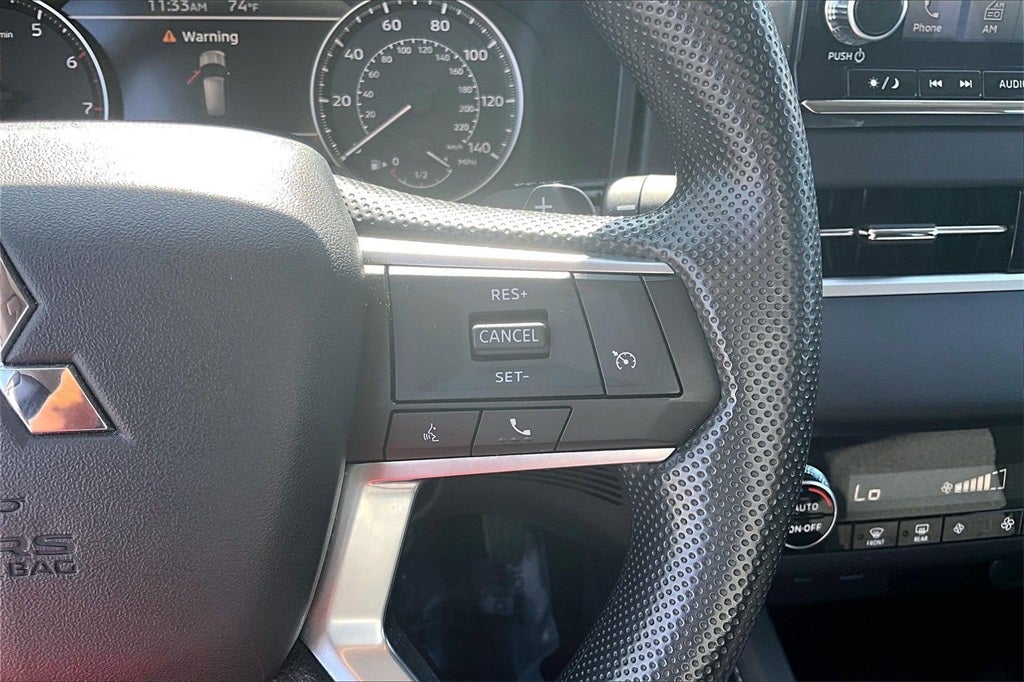 2024 Mitsubishi Outlander ES