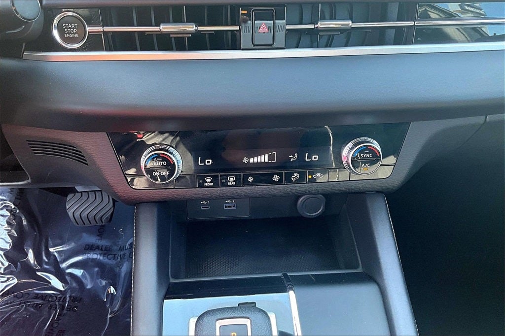 2024 Mitsubishi Outlander ES