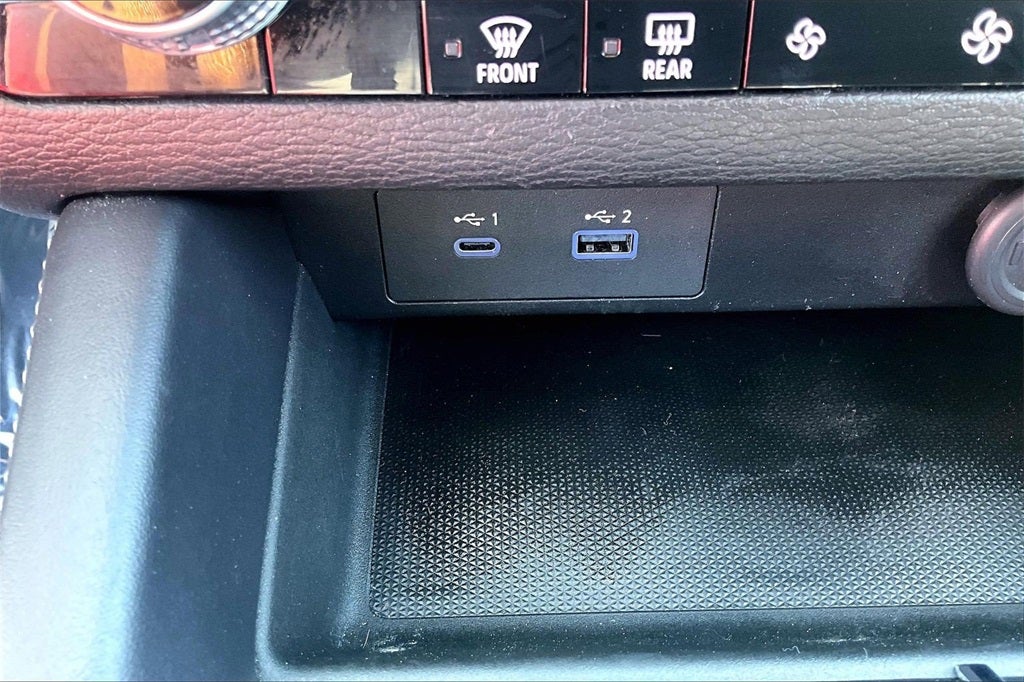 2024 Mitsubishi Outlander ES