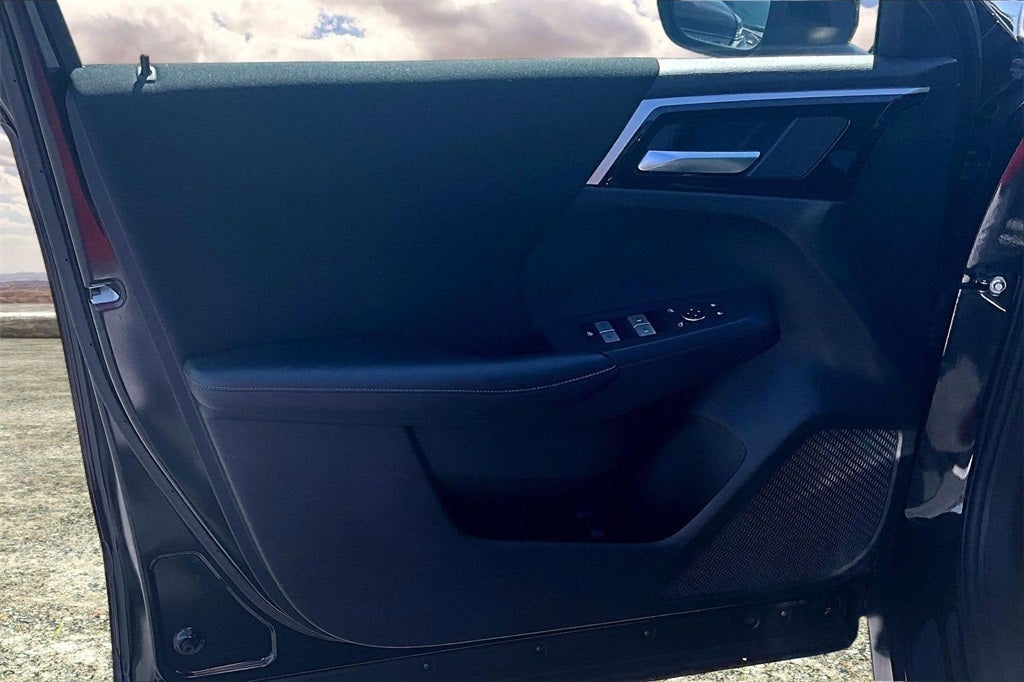 2024 Mitsubishi Outlander ES