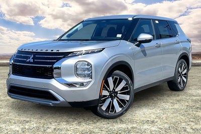 2026 Mitsubishi Outlander SE