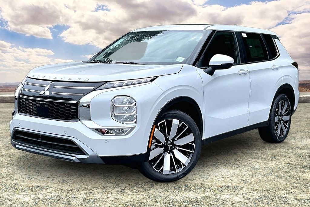 2026 Mitsubishi Outlander SE