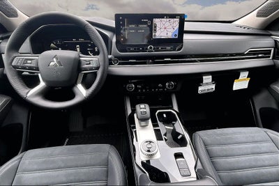 2026 Mitsubishi Outlander SE