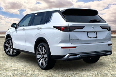2026 Mitsubishi Outlander SE