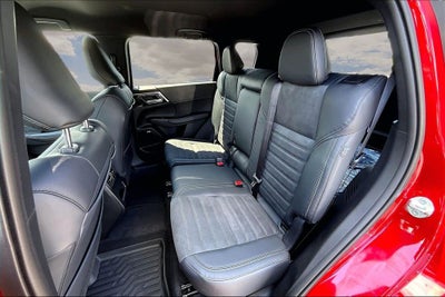 2026 Mitsubishi Outlander SE
