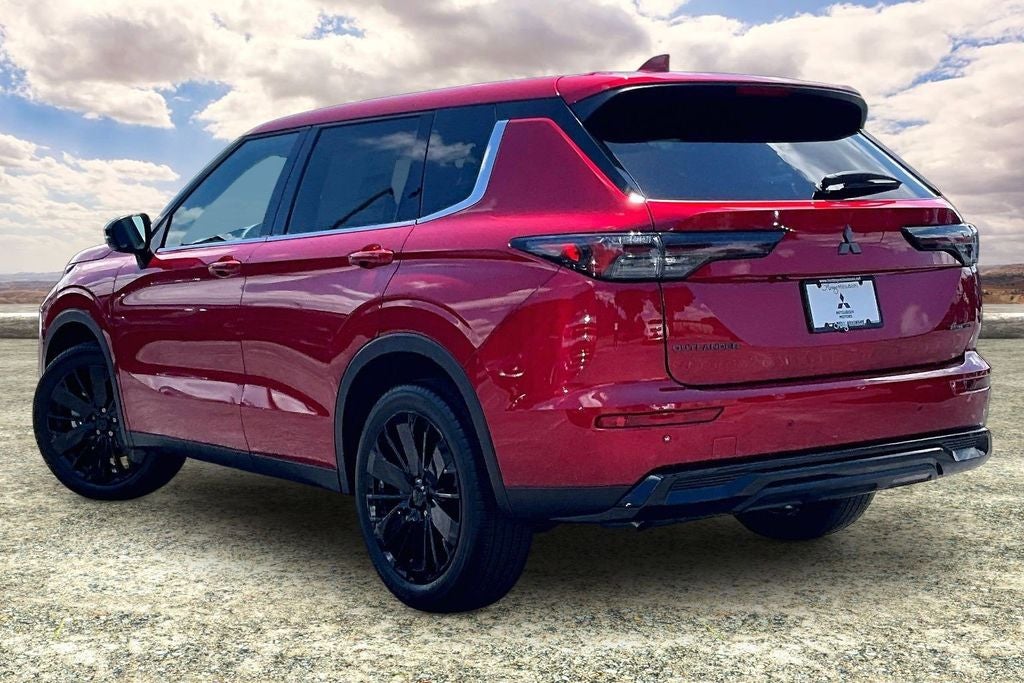 2026 Mitsubishi Outlander SE