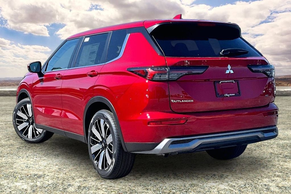 2026 Mitsubishi Outlander SE