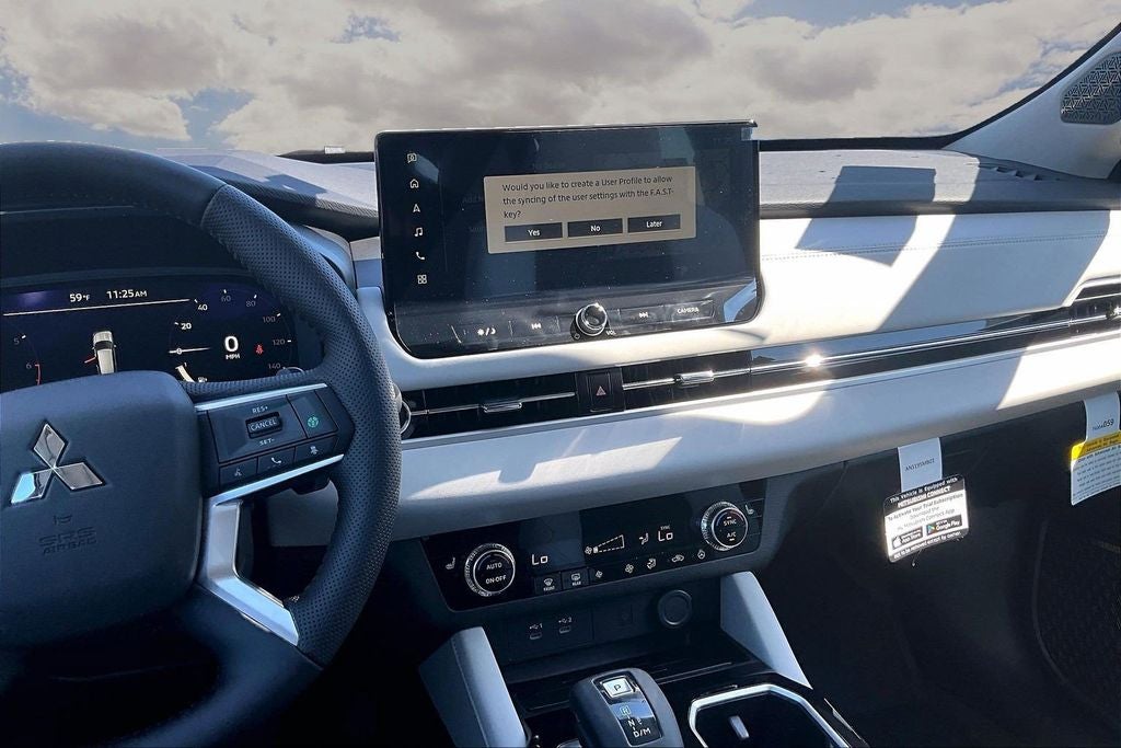 2026 Mitsubishi Outlander SE