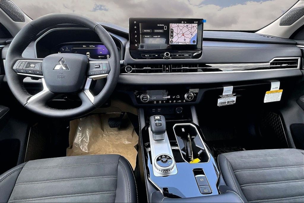 2026 Mitsubishi Outlander SE
