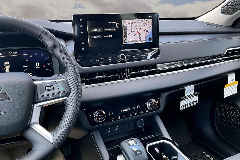2026 Mitsubishi Outlander SE