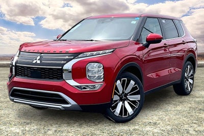 2026 Mitsubishi Outlander SE