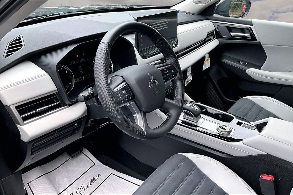 2026 Mitsubishi Outlander SE - Photo 6