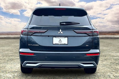 2026 Mitsubishi Outlander SE
