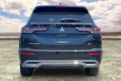 2026 Mitsubishi Outlander SE