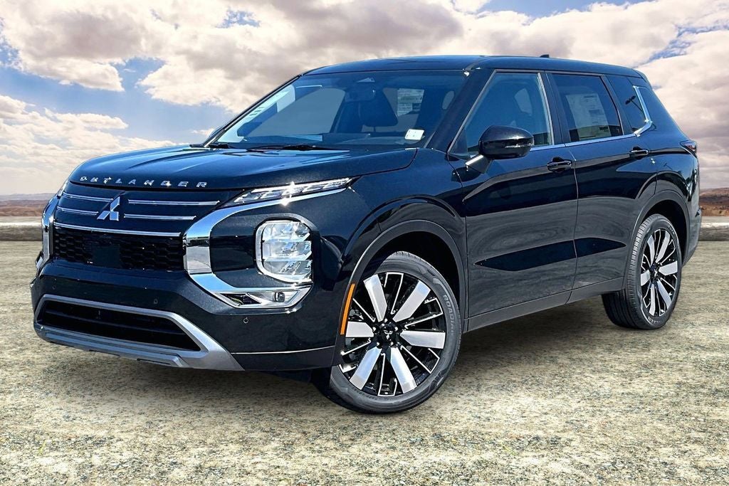 2026 Mitsubishi Outlander SE