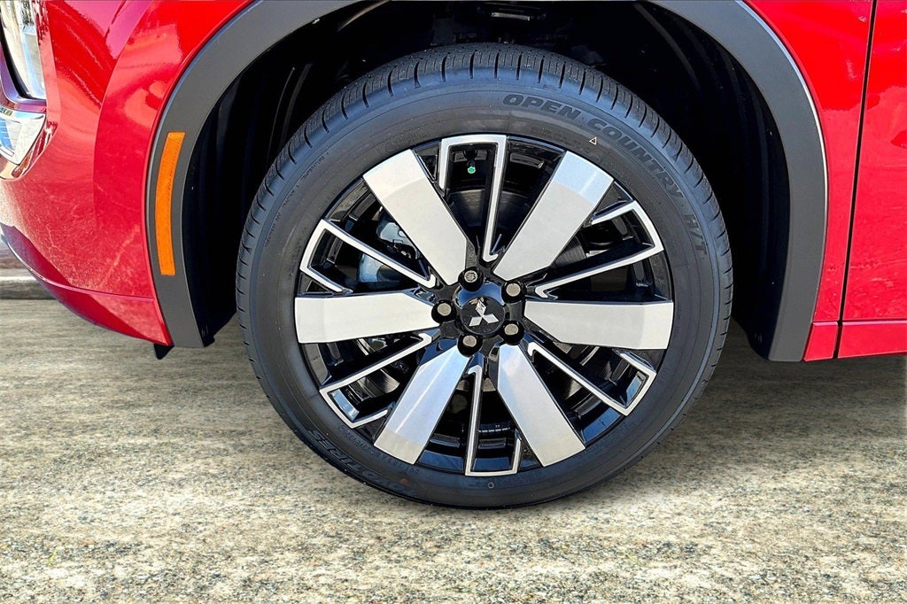 2025 Mitsubishi Outlander SEL