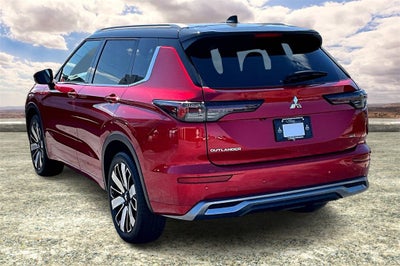 2025 Mitsubishi Outlander SEL