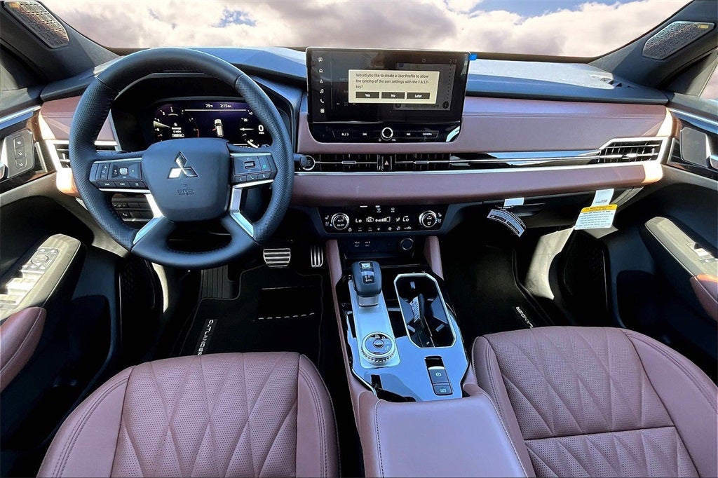2025 Mitsubishi Outlander SEL