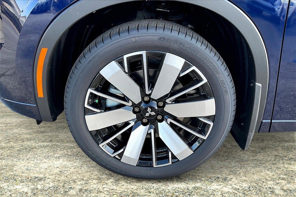 2025 Mitsubishi Outlander SEL