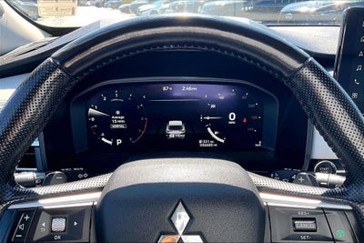 2025 Mitsubishi Outlander SEL