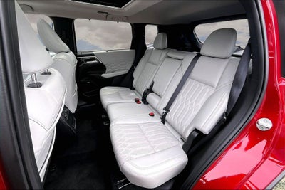 2025 Mitsubishi Outlander SEL