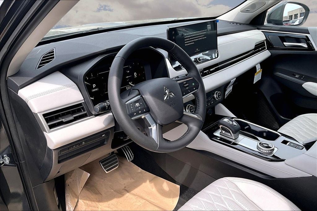 2026 Mitsubishi Outlander SEL