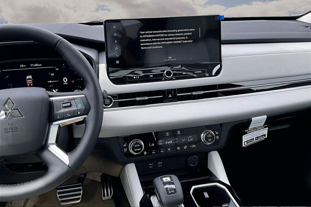 2026 Mitsubishi Outlander SEL