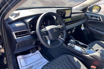 2026 Mitsubishi Outlander SEL