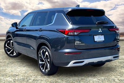2024 Mitsubishi Outlander SE