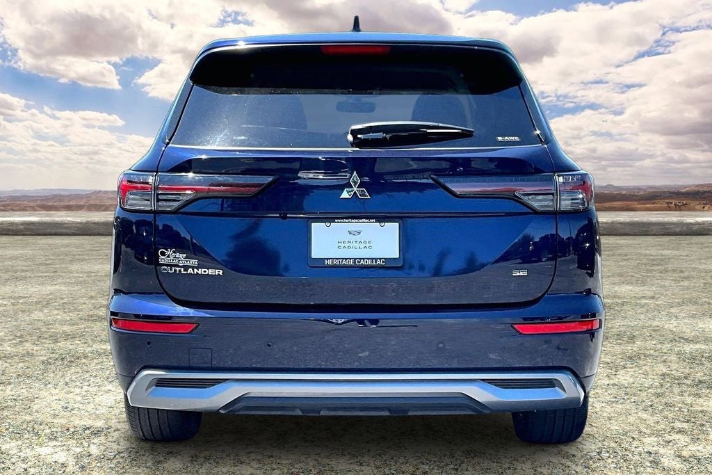 2025 Mitsubishi Outlander SE