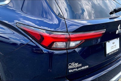 2024 Mitsubishi Outlander SE