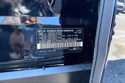2026 Mitsubishi Outlander SE