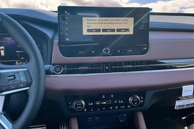 2025 Mitsubishi Outlander Base