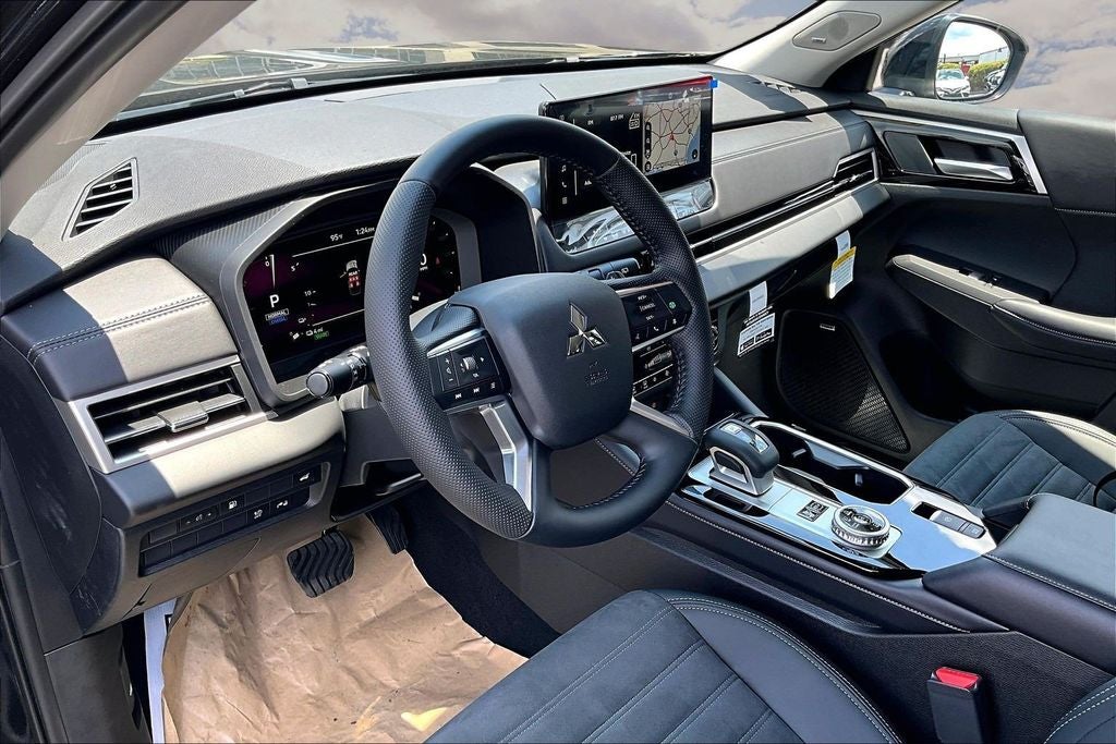 2026 Mitsubishi Outlander PHEV SE