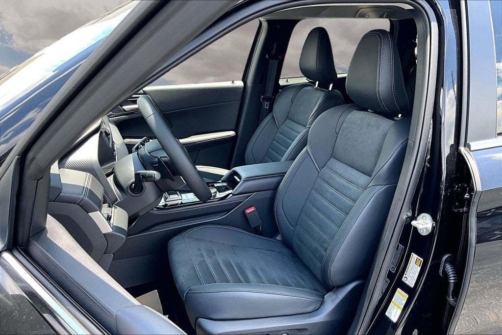2026 Mitsubishi Outlander PHEV SE