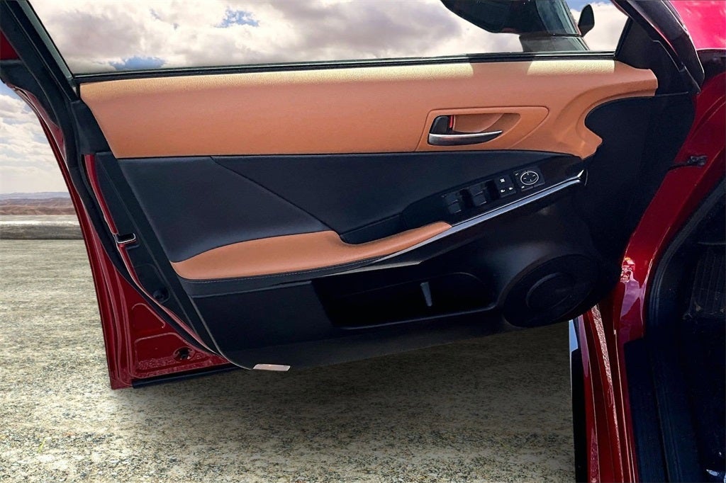 2023 Lexus IS 350 F SPORT Design