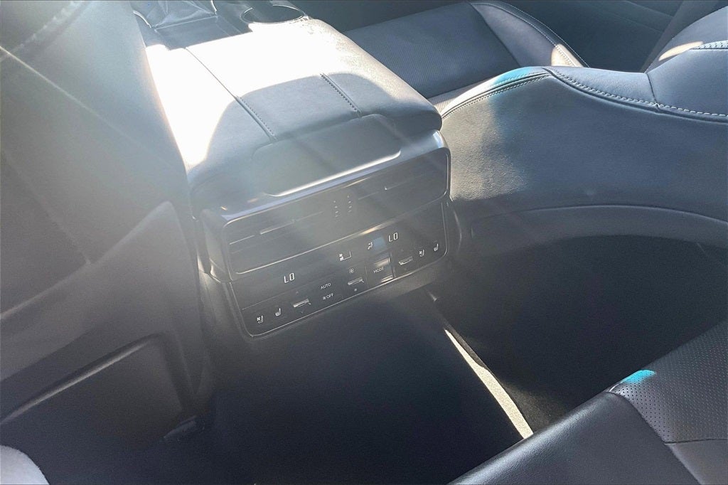 2023 Lexus LX 600 Premium