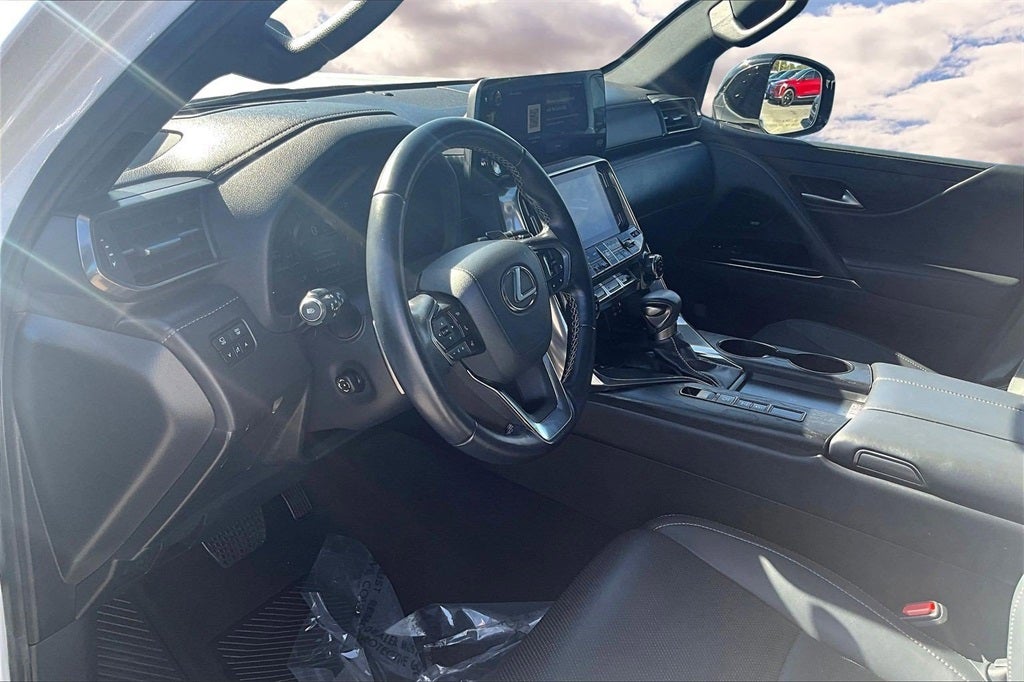 2023 Lexus LX 600 Premium