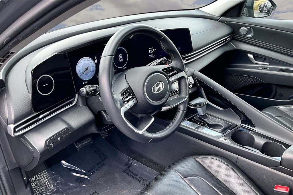 2024 Hyundai Elantra Limited