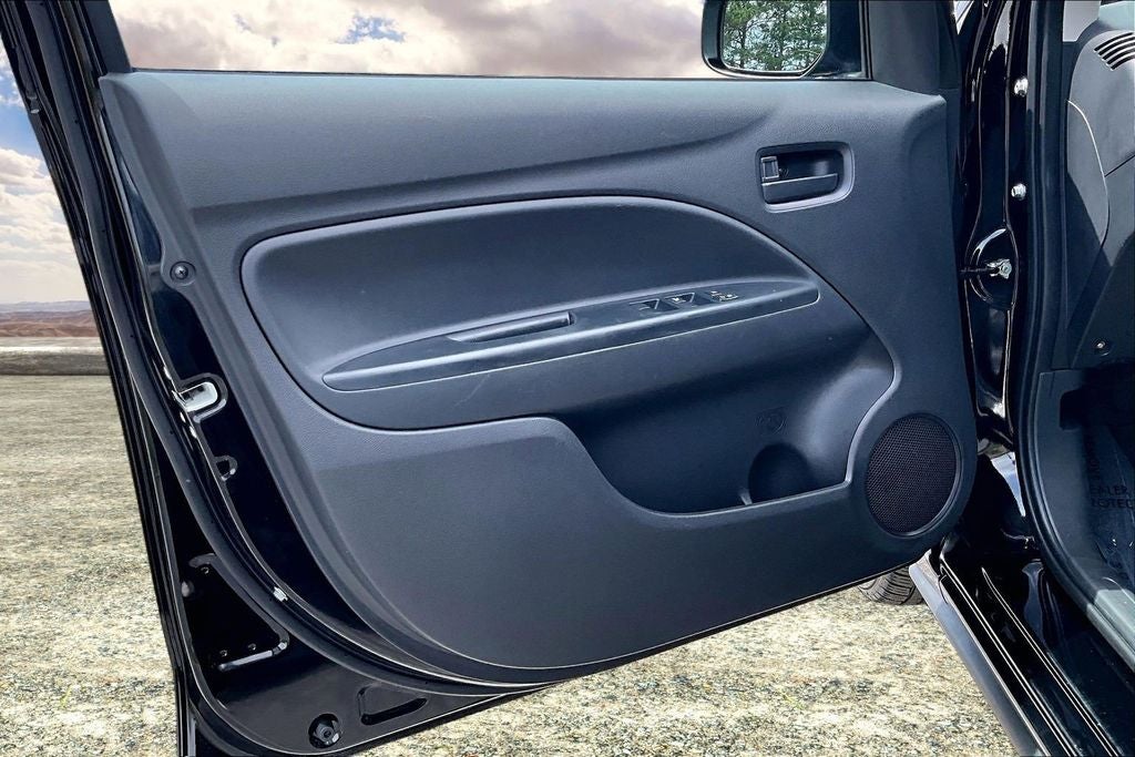 2024 Mitsubishi Mirage LE
