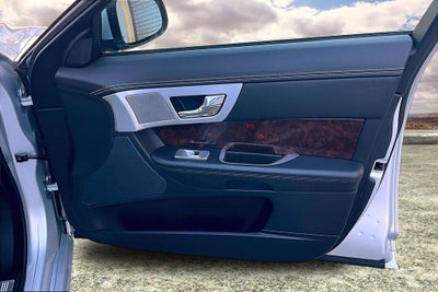 2012 Jaguar XF Portfolio