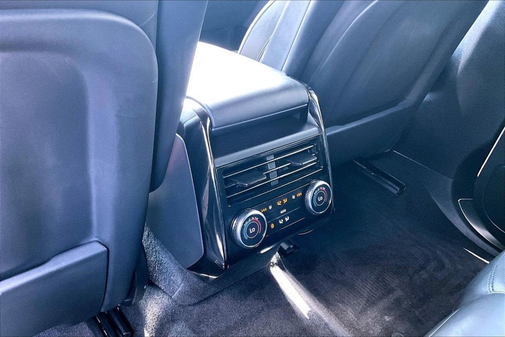 2024 Land Rover Range Rover Sport SE
