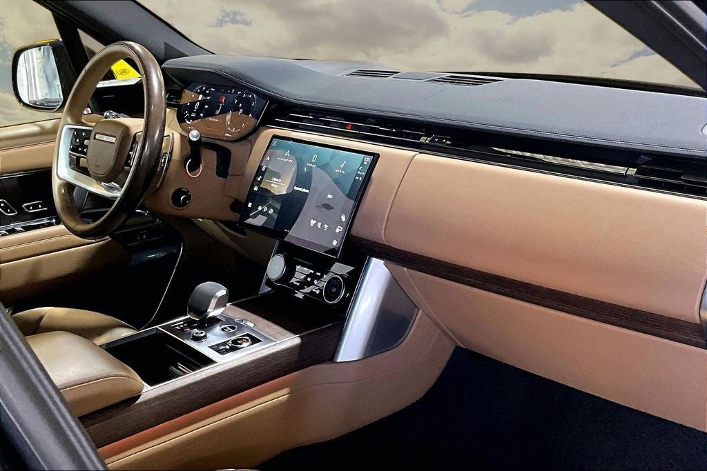 2023 Land Rover Range Rover SE