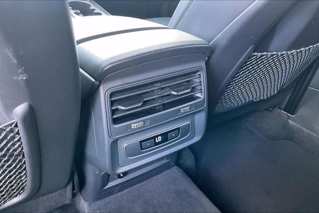 2020 Audi Q7 55 Premium Plus quattro