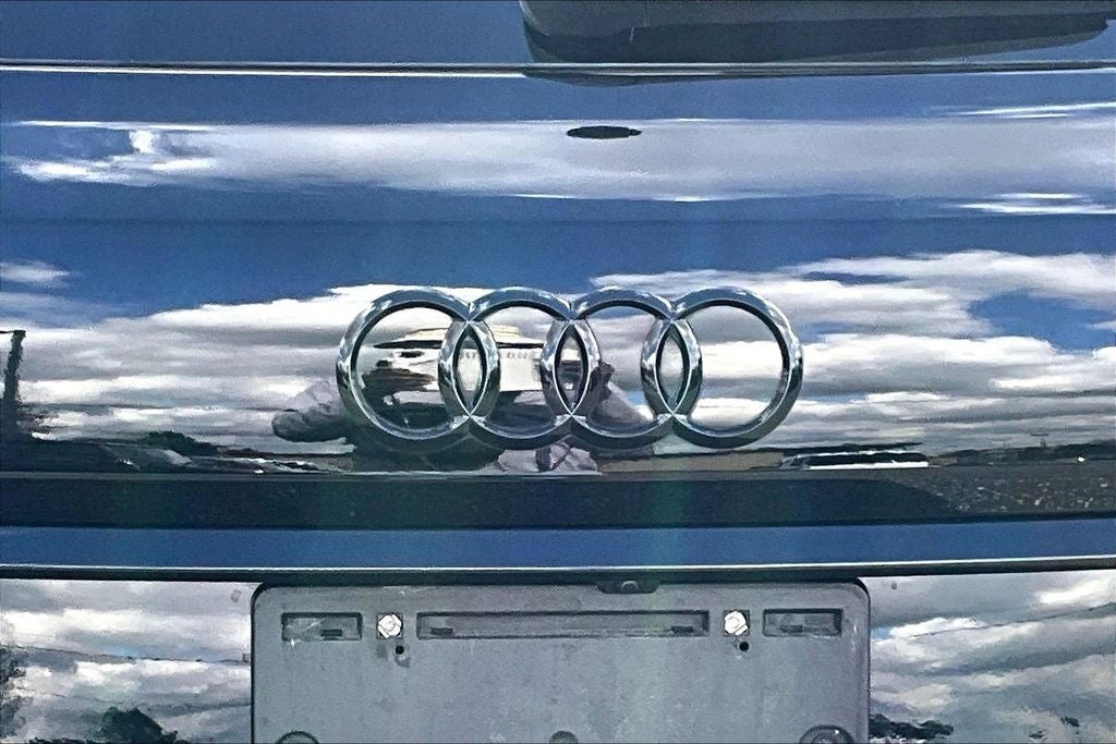 2020 Audi Q7 55 Premium Plus quattro