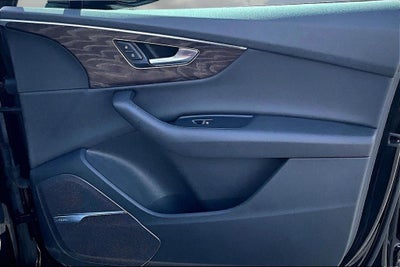 2020 Audi Q7 55 Premium Plus quattro